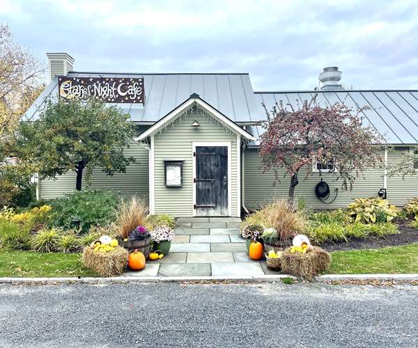 Ferrisburgh, VT Restaurant Photo Gallery Starry Night Café